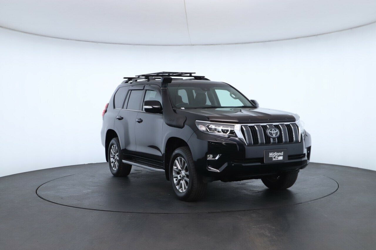 Toyota Landcruiser Prado image 4