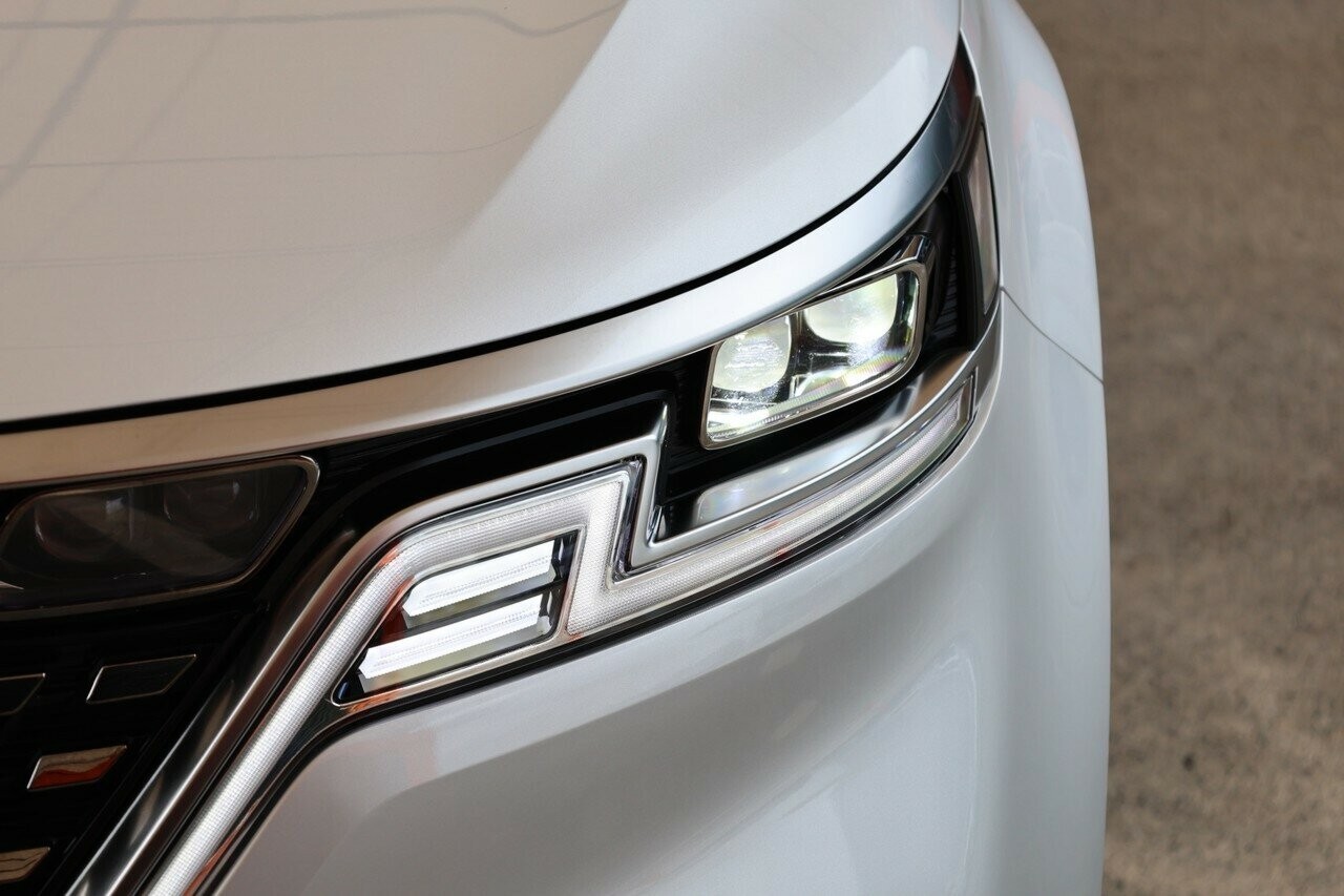 Kia Carnival image 4