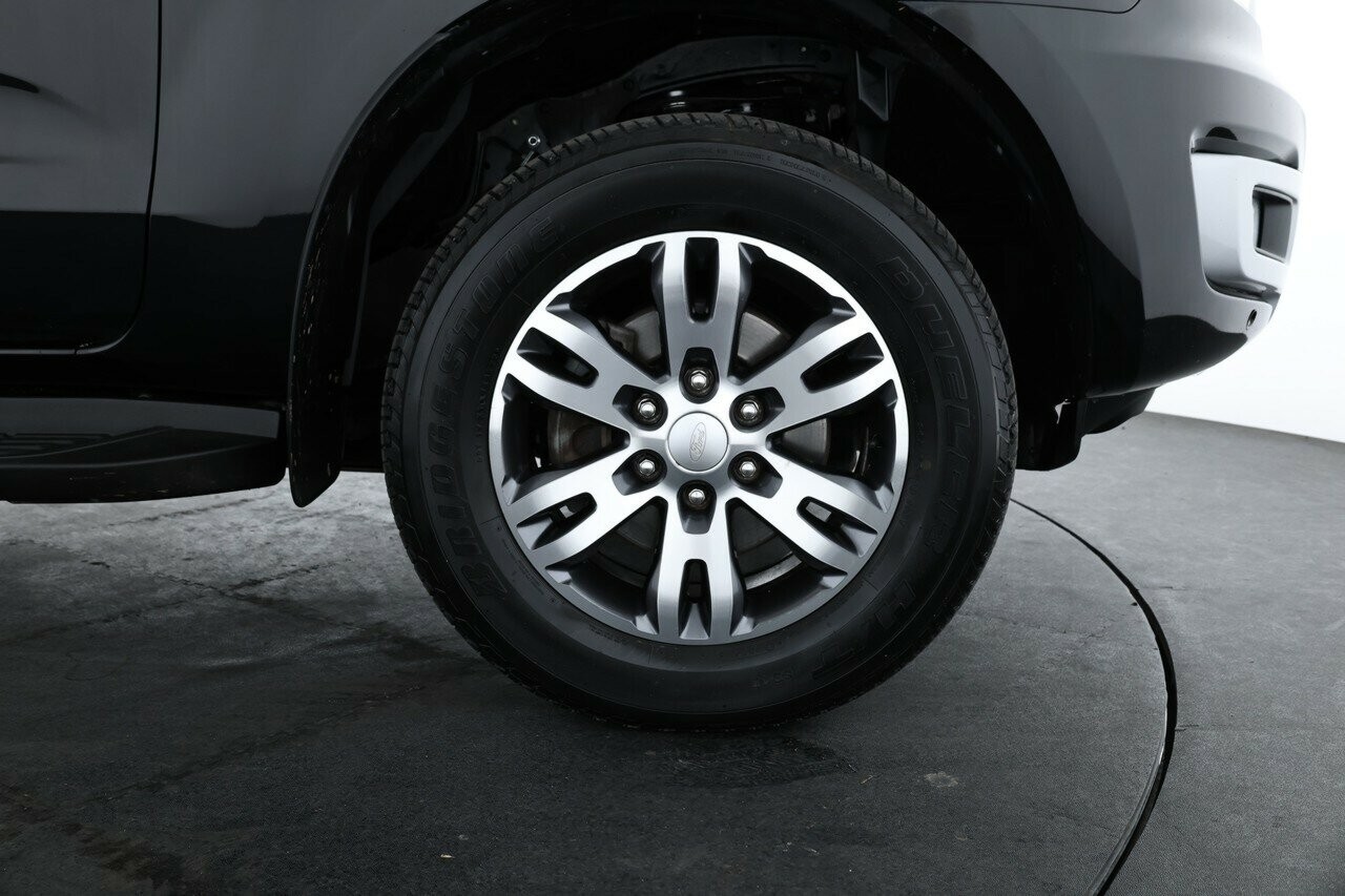 Ford Everest image 3