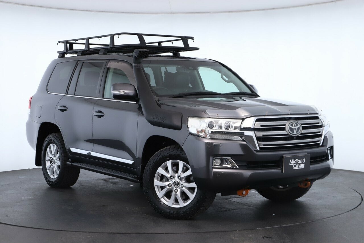 Toyota Landcruiser image 1