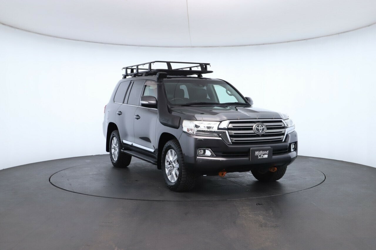 Toyota Landcruiser image 4