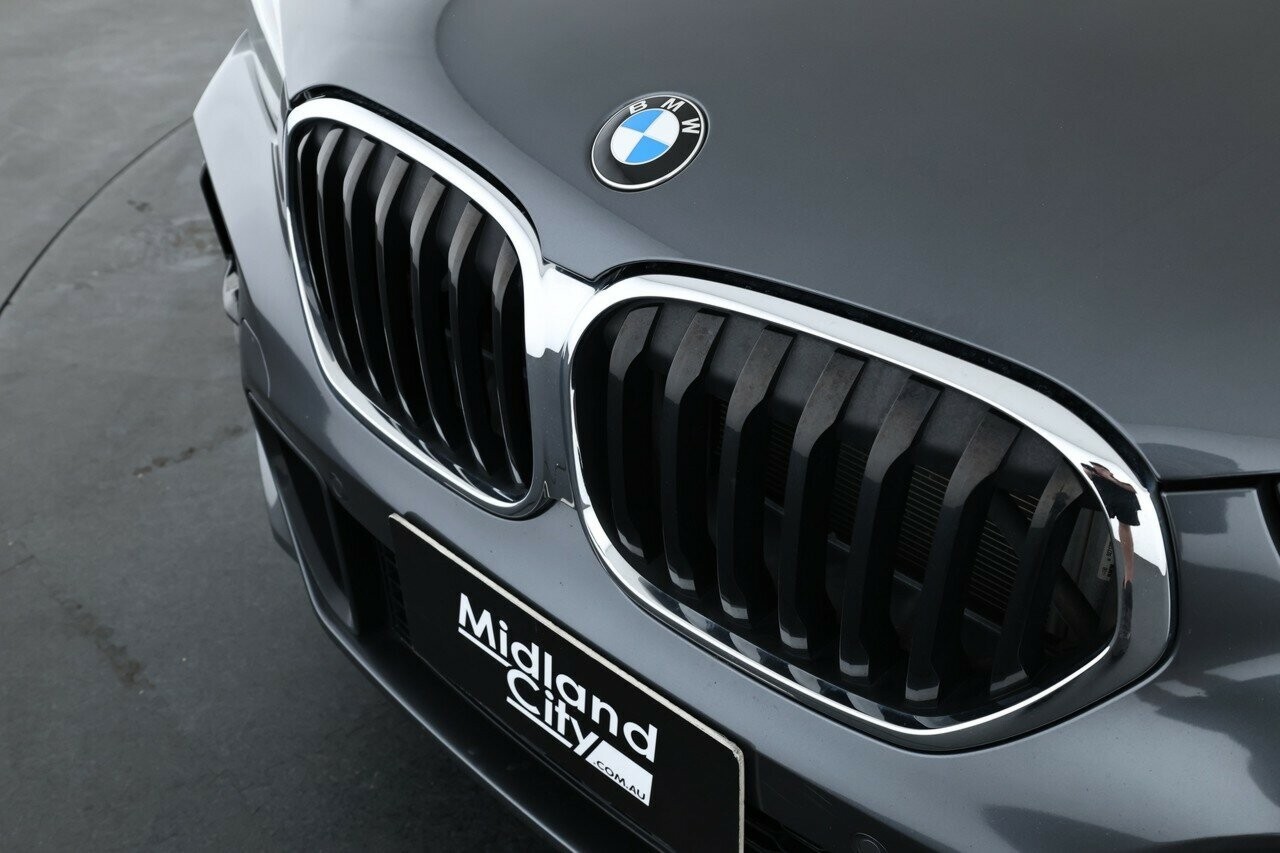 BMW X1 image 4