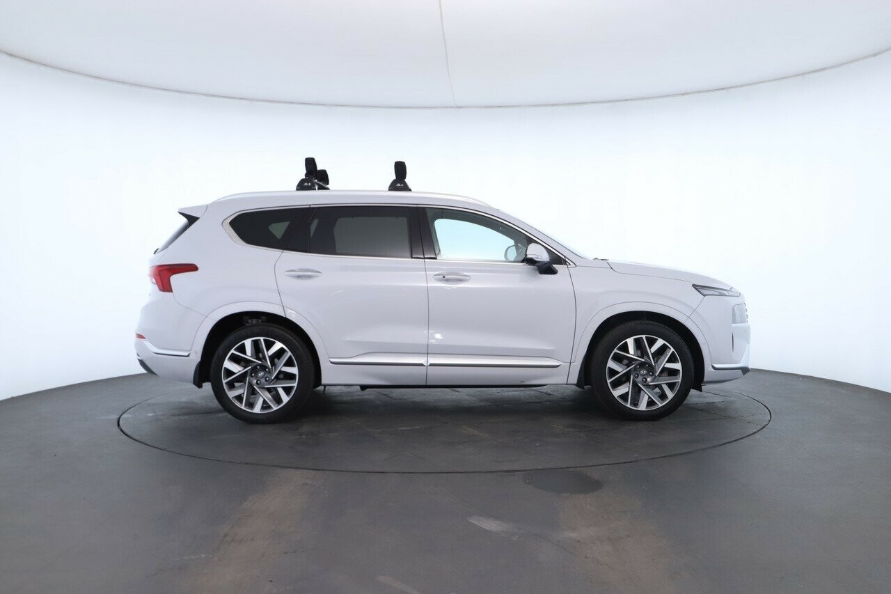 Hyundai Santa Fe image 2