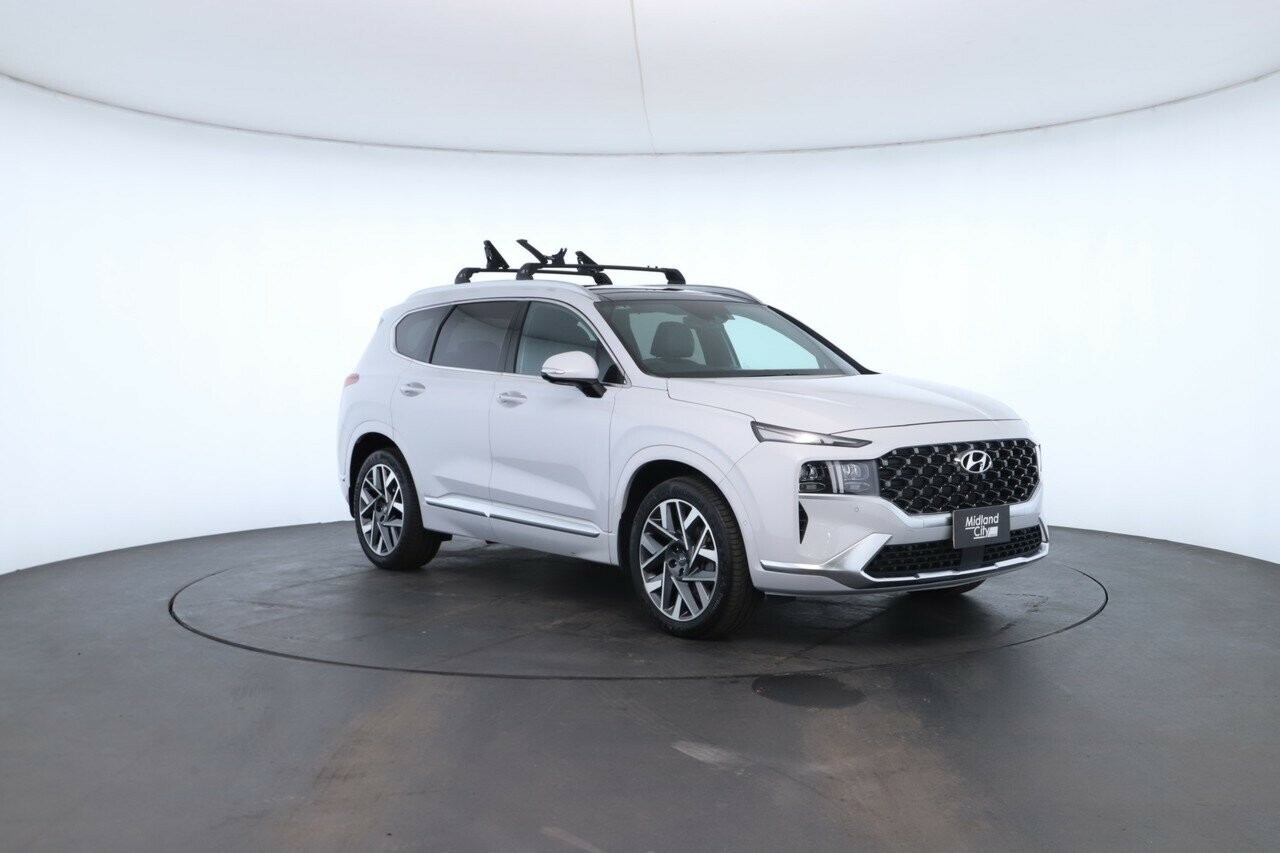 Hyundai Santa Fe image 4