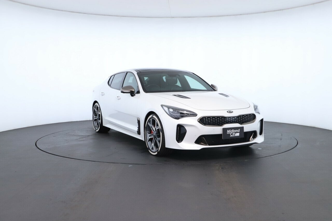 Kia Stinger image 3