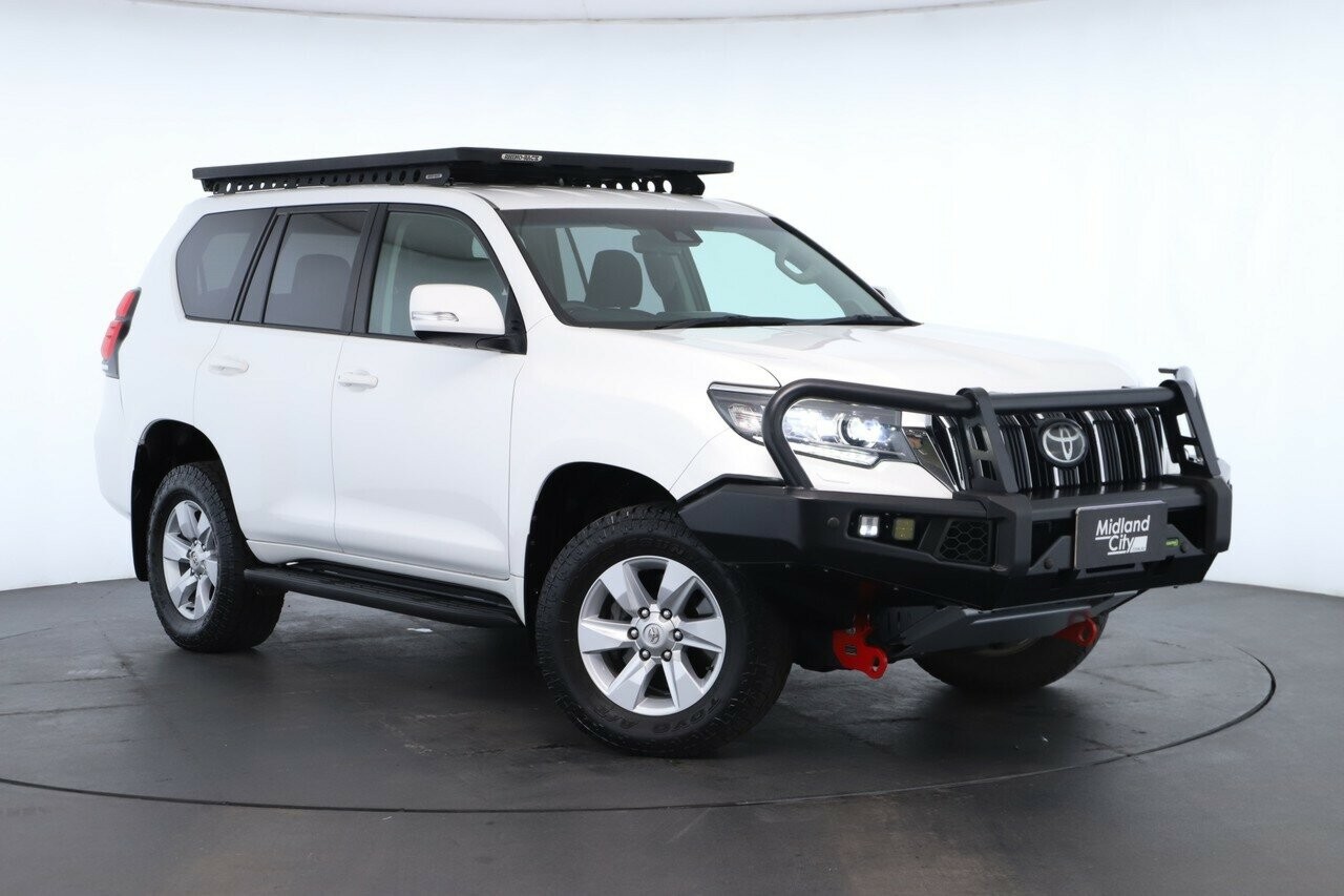 Toyota Landcruiser Prado image 1