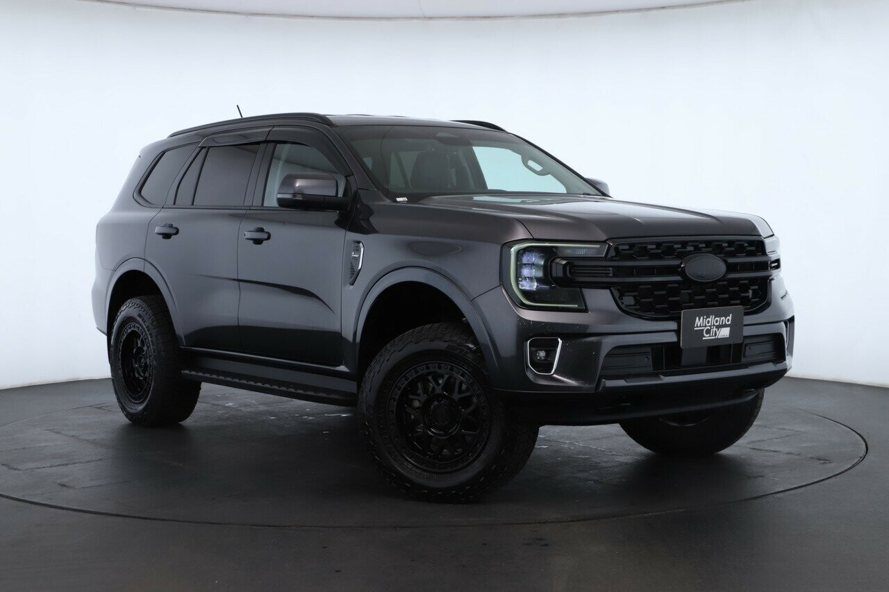 Ford Everest image 1