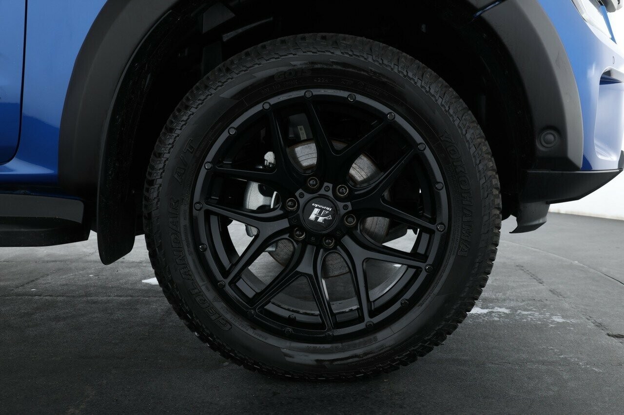 Ford Everest image 3