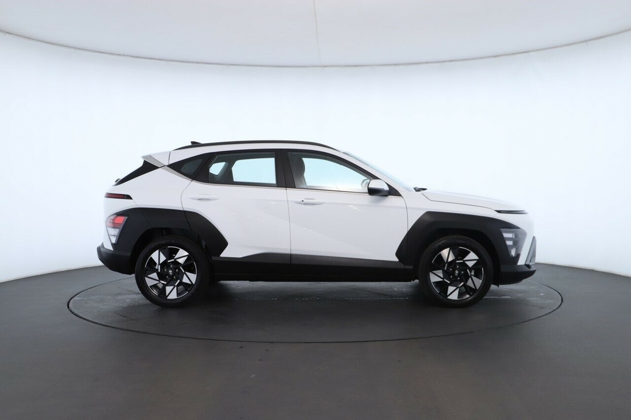 Hyundai Kona image 2