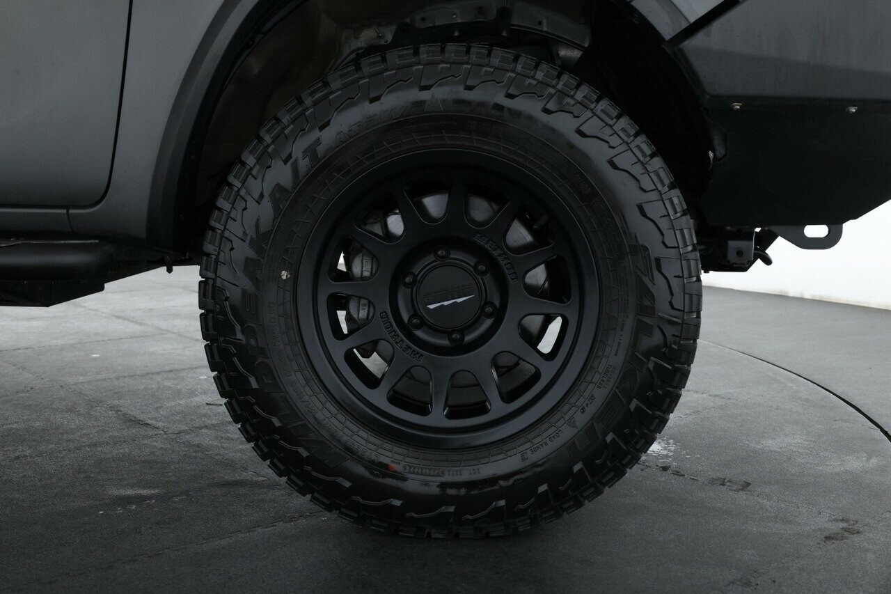 Toyota Fortuner image 3