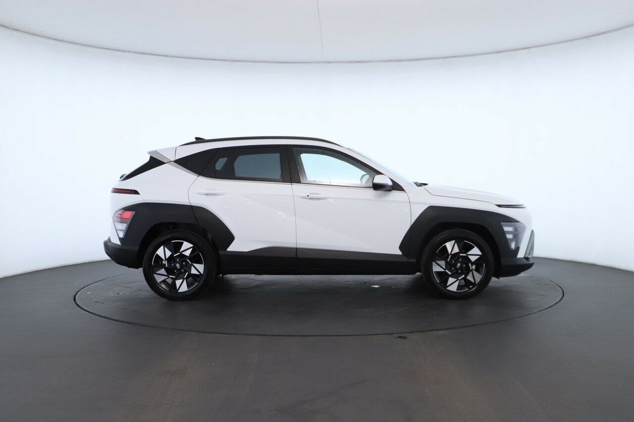 Hyundai Kona image 2