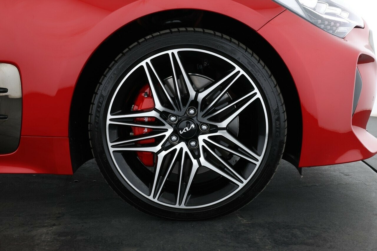 Kia Stinger image 3