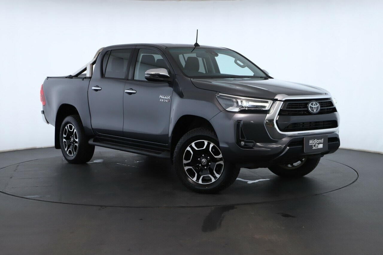 Toyota Hilux image 1