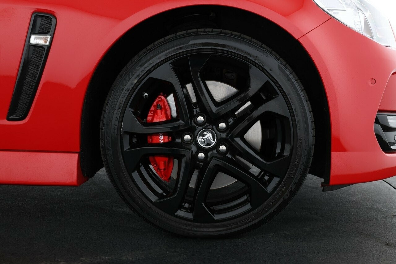 Holden Commodore image 3