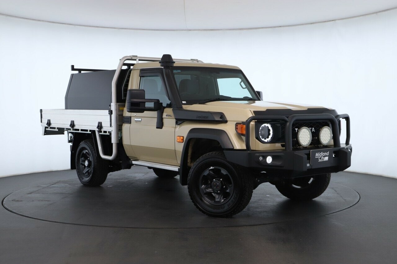 Toyota Landcruiser image 2