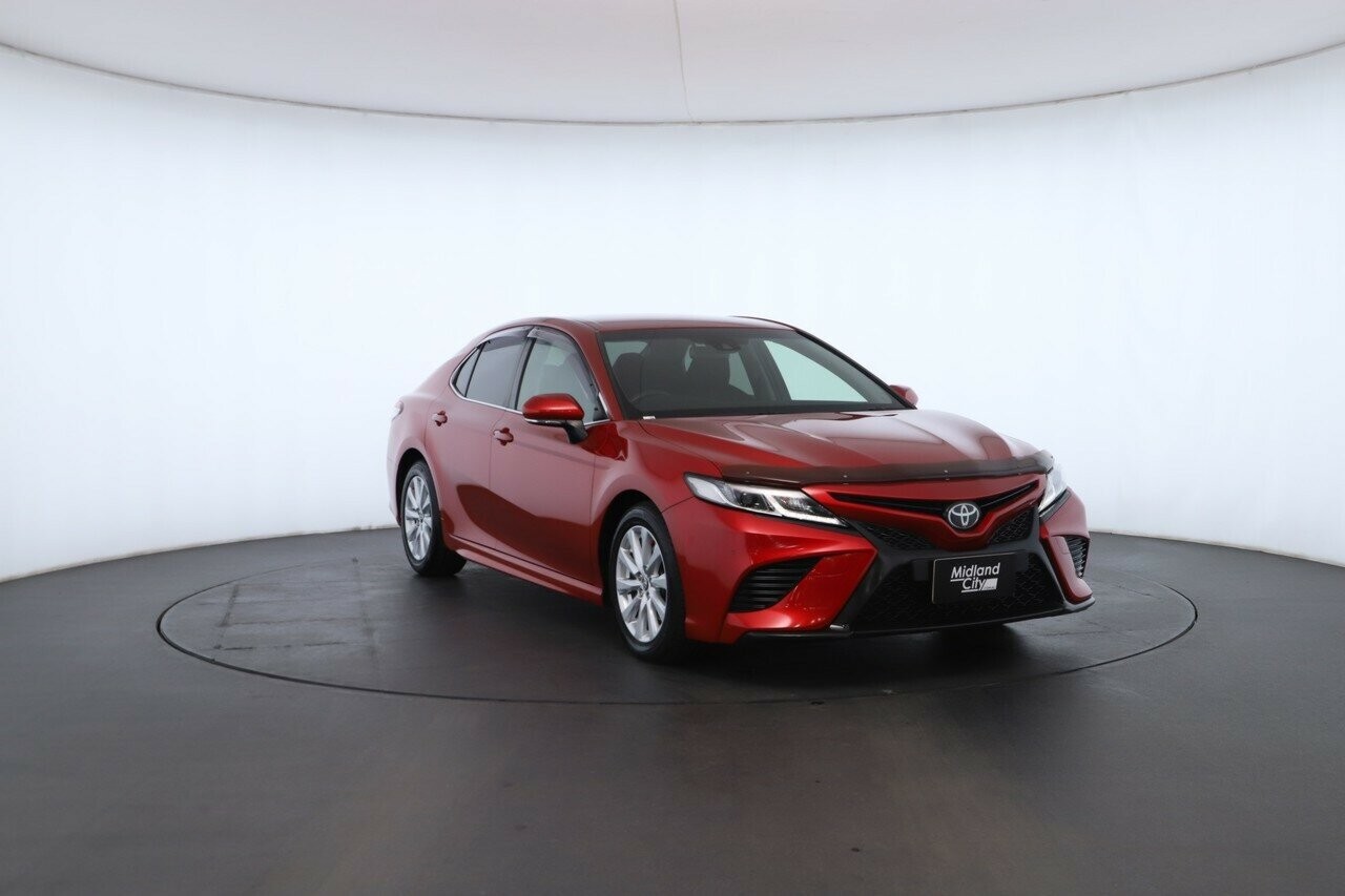 Toyota Camry image 4
