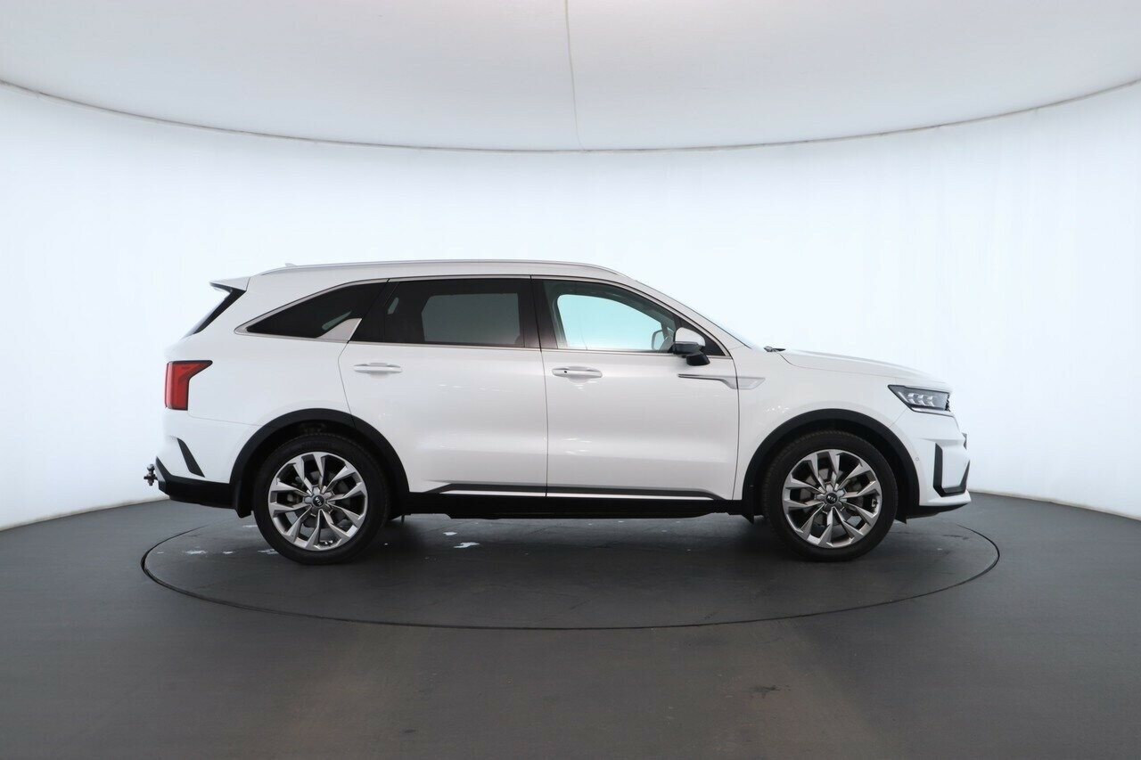 Kia Sorento image 2