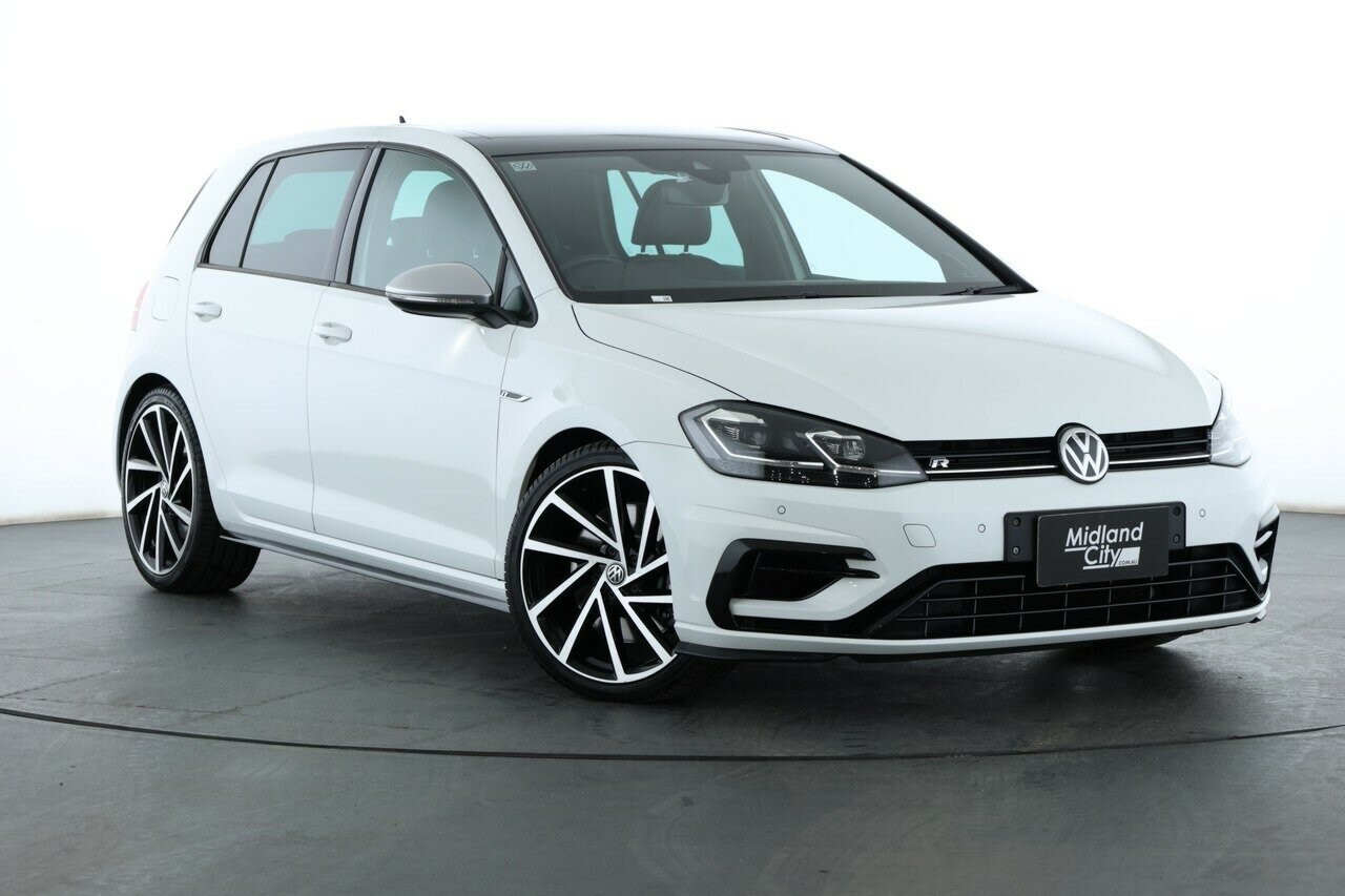 Volkswagen Golf image 1