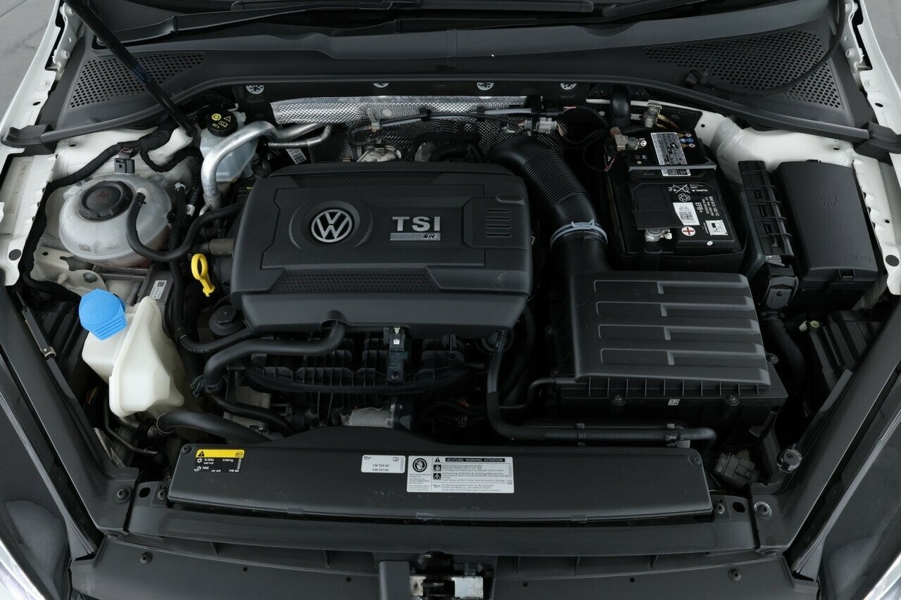 Volkswagen Golf image 3