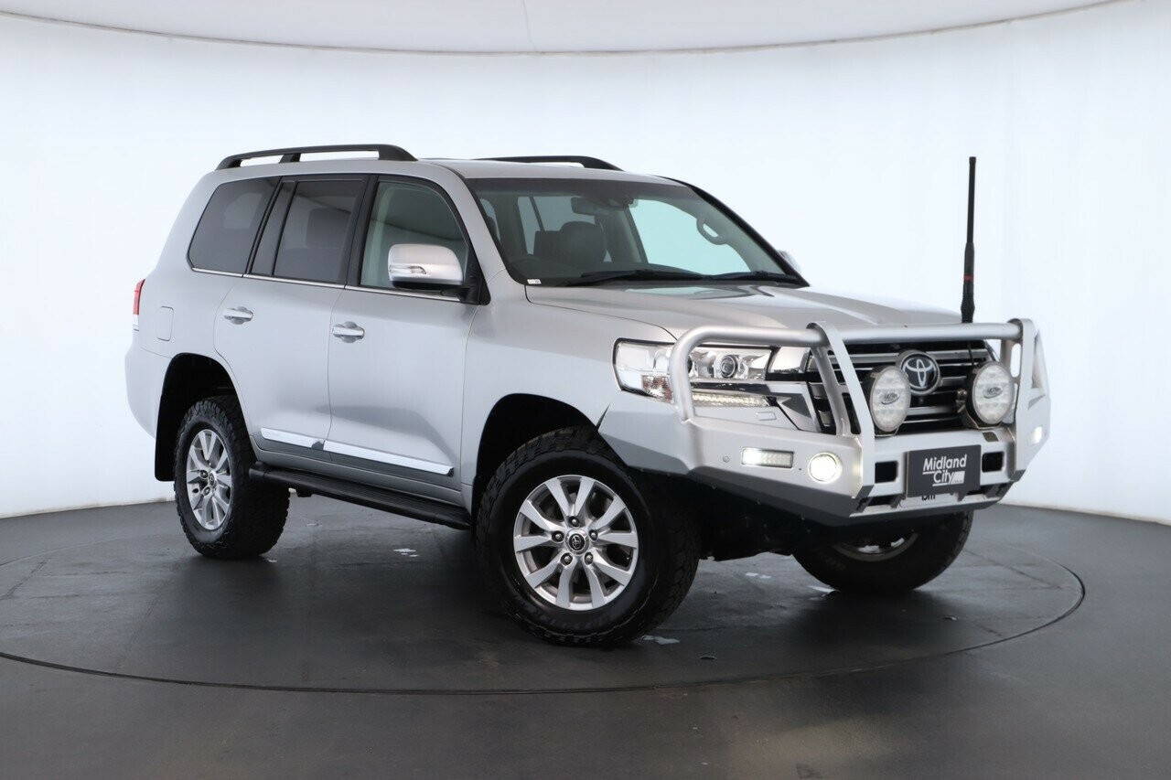 Toyota Landcruiser image 1