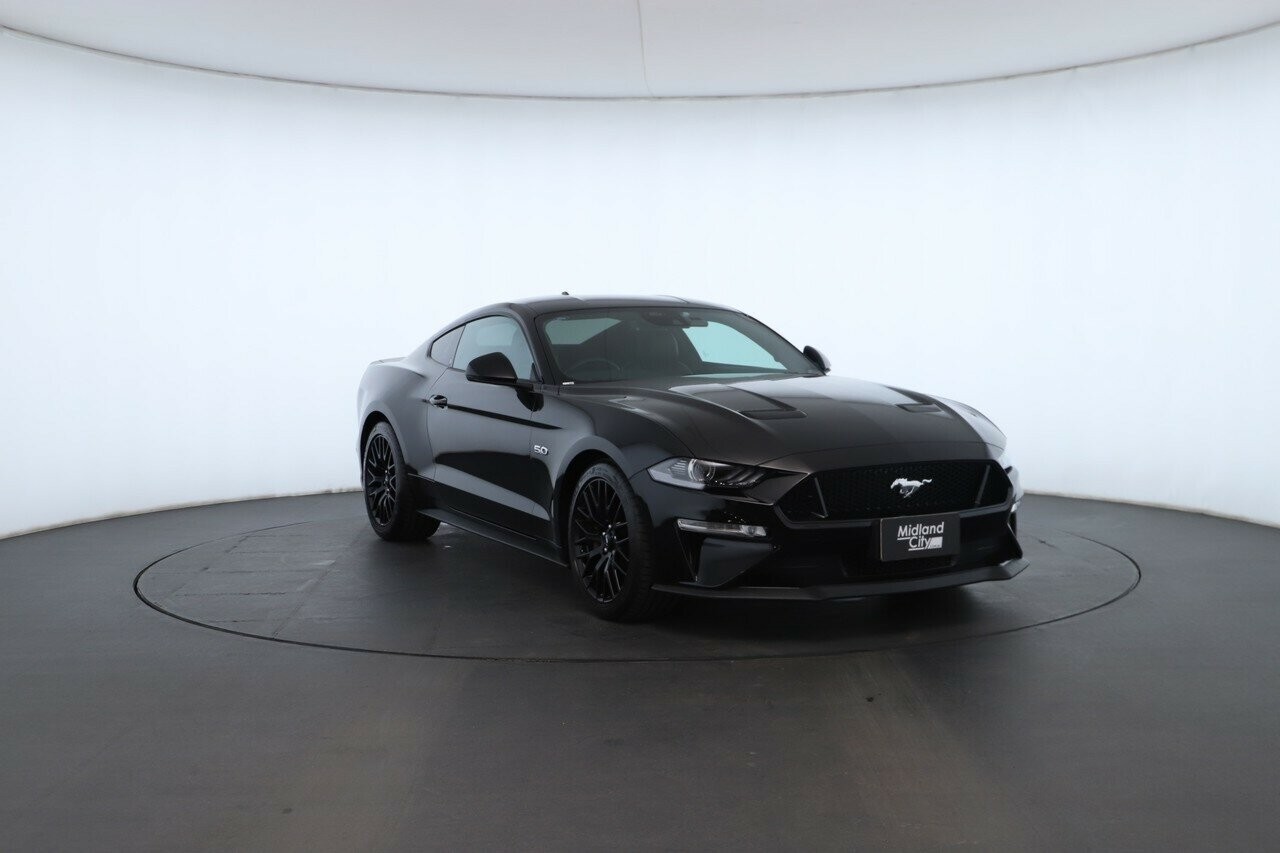 Ford Mustang image 4