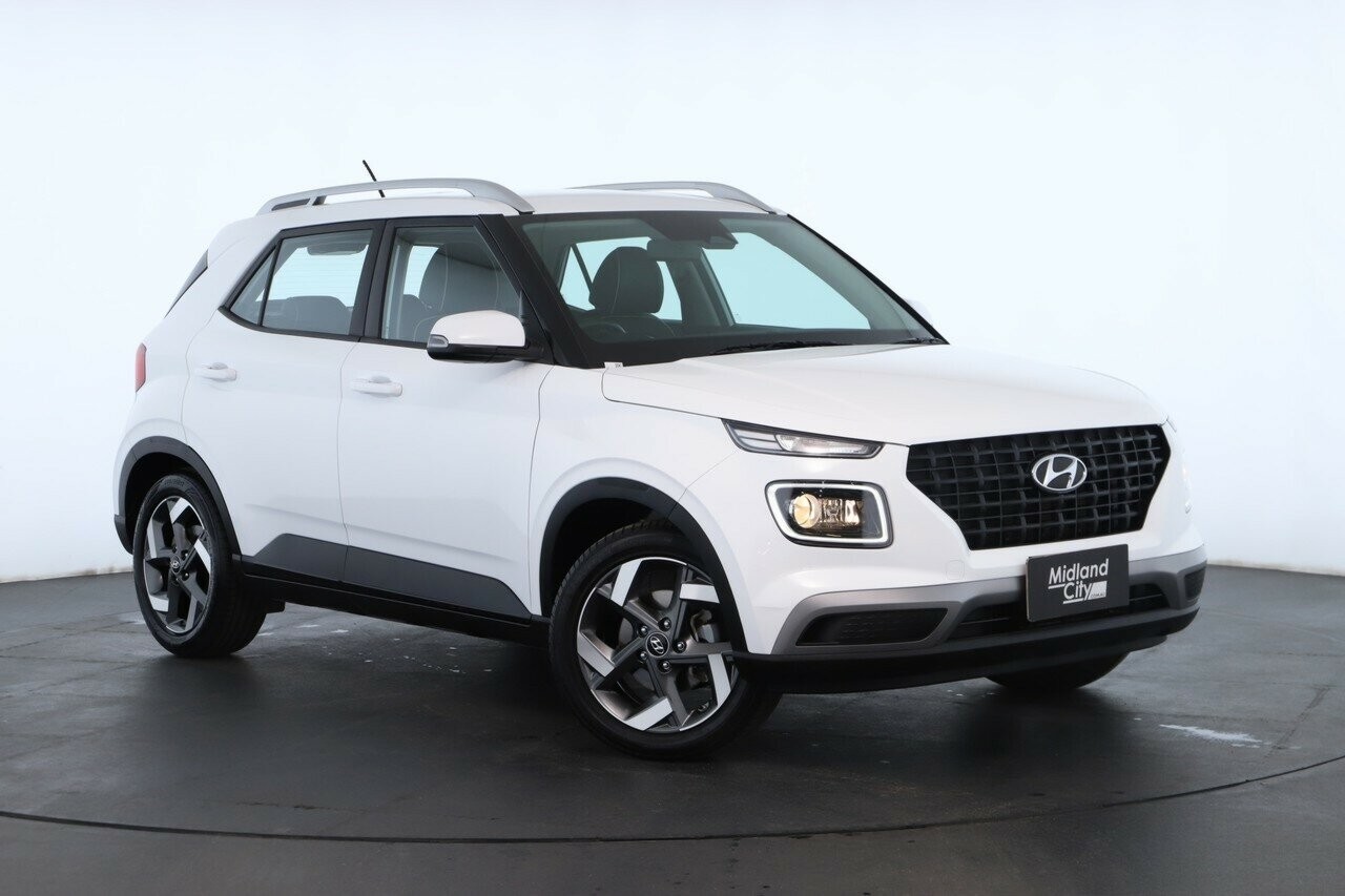 Hyundai Venue image 1