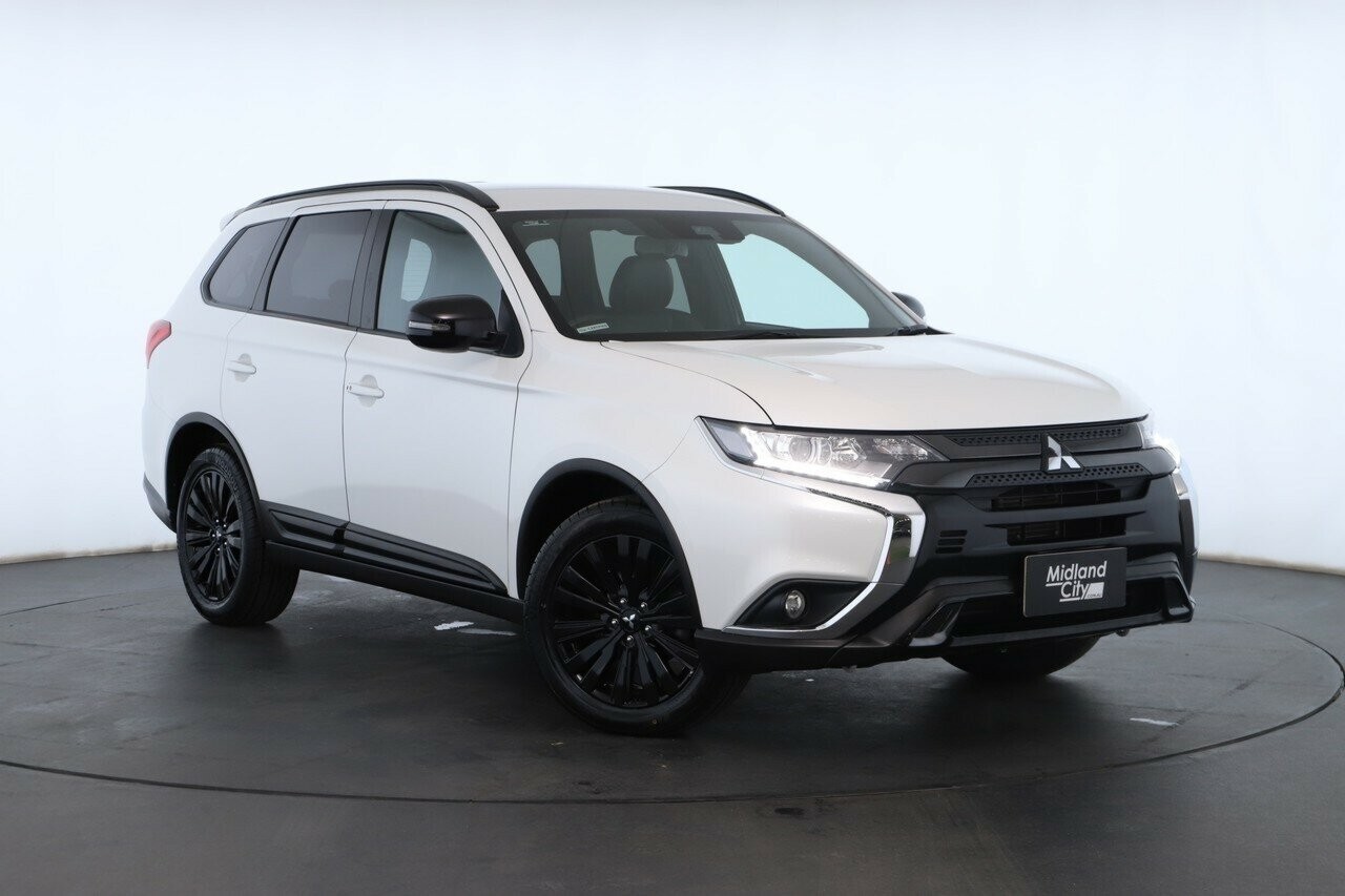 Mitsubishi Outlander image 1