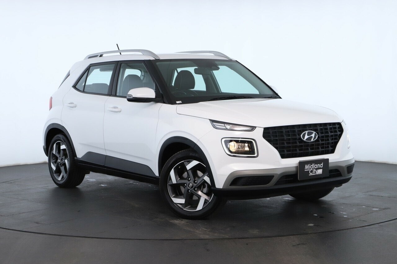 Hyundai Venue image 1