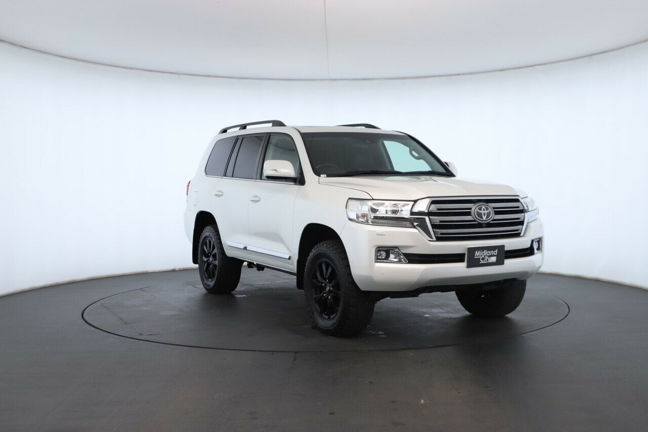 Toyota Landcruiser image 4
