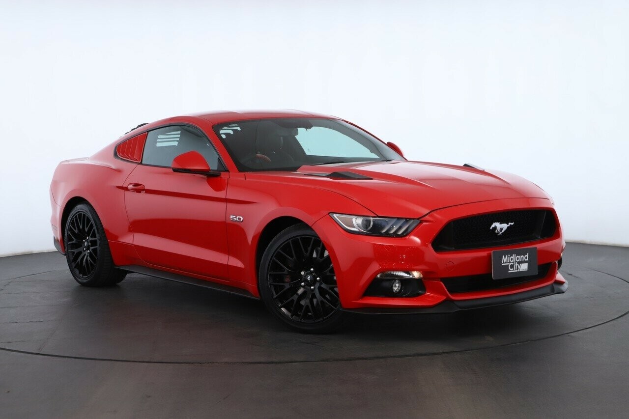 Ford Mustang image 1