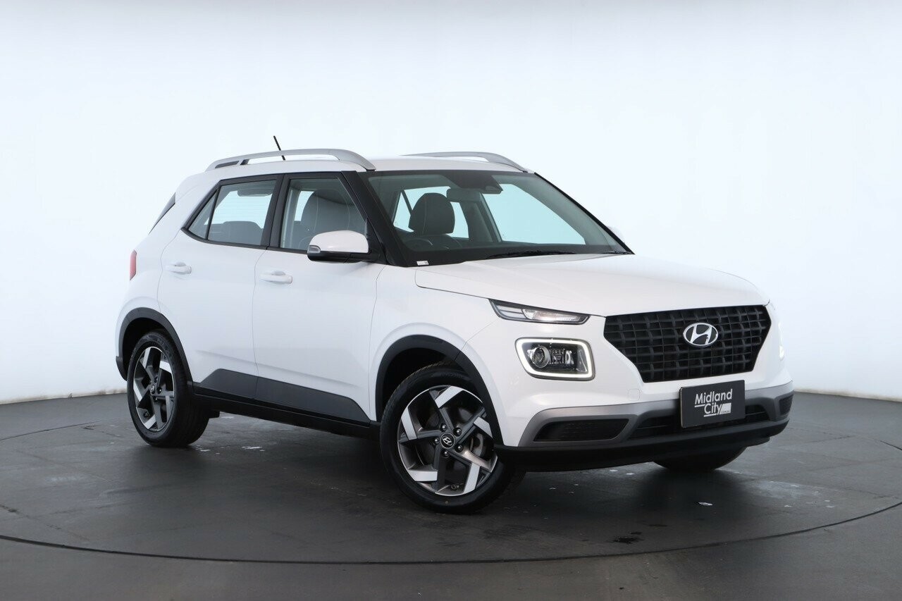 Hyundai Venue image 1