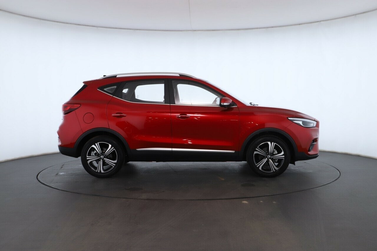 MG Zs image 2
