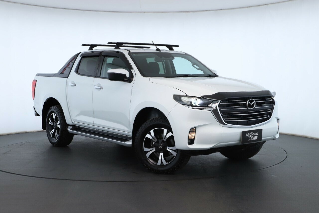 Mazda Bt-50 image 1
