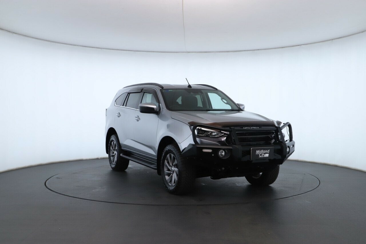 Isuzu Mu-x image 4