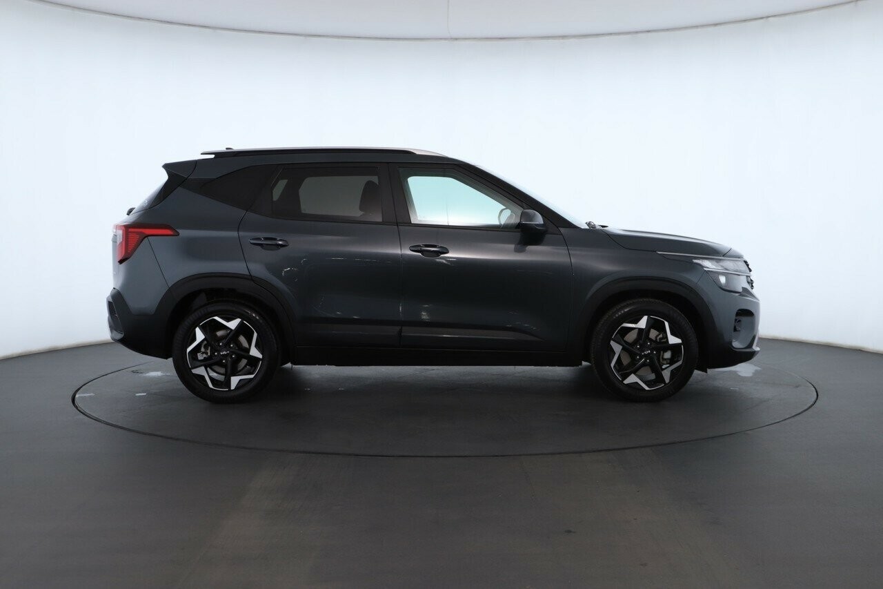 Kia Seltos image 2