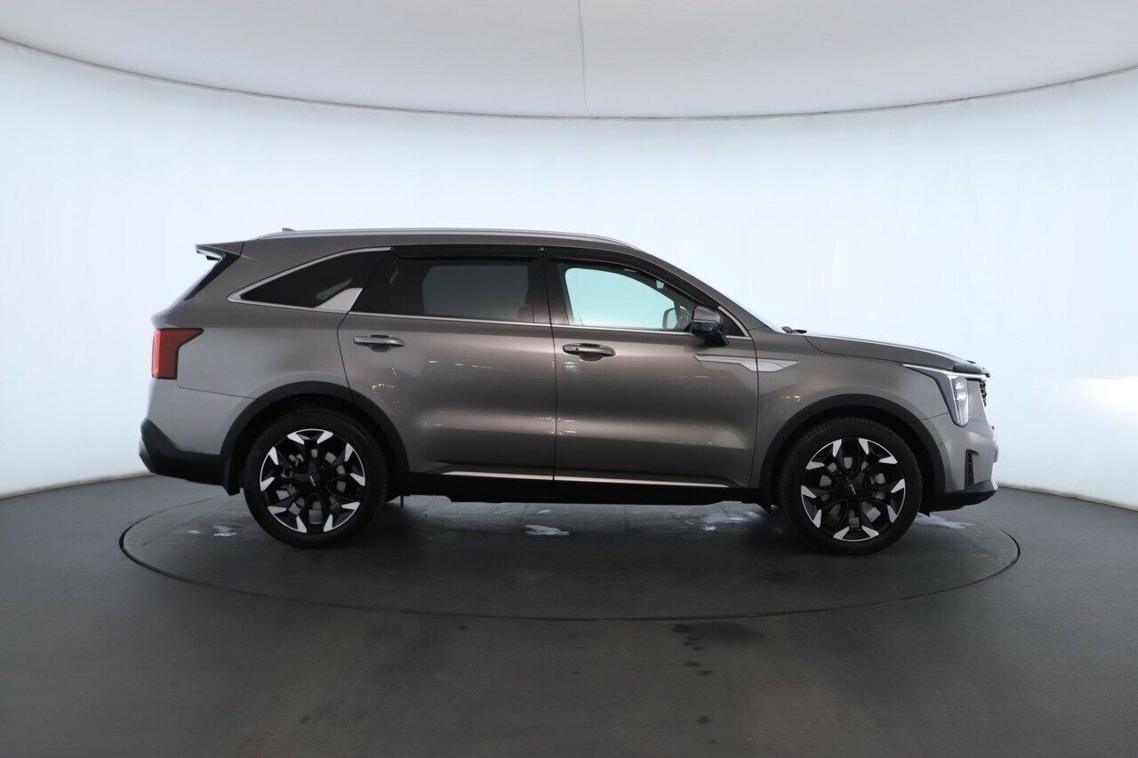 Kia Sorento image 2