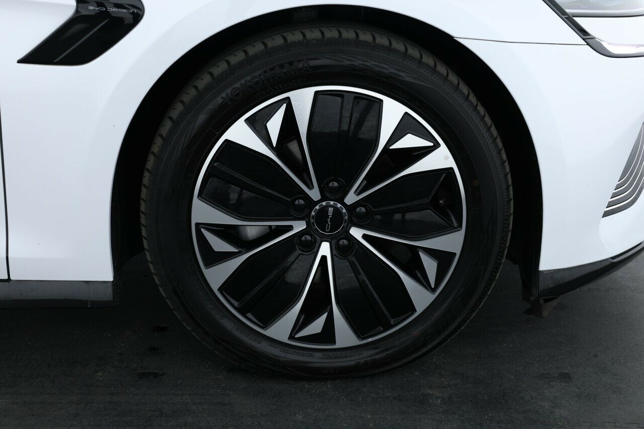 Byd Seal image 2
