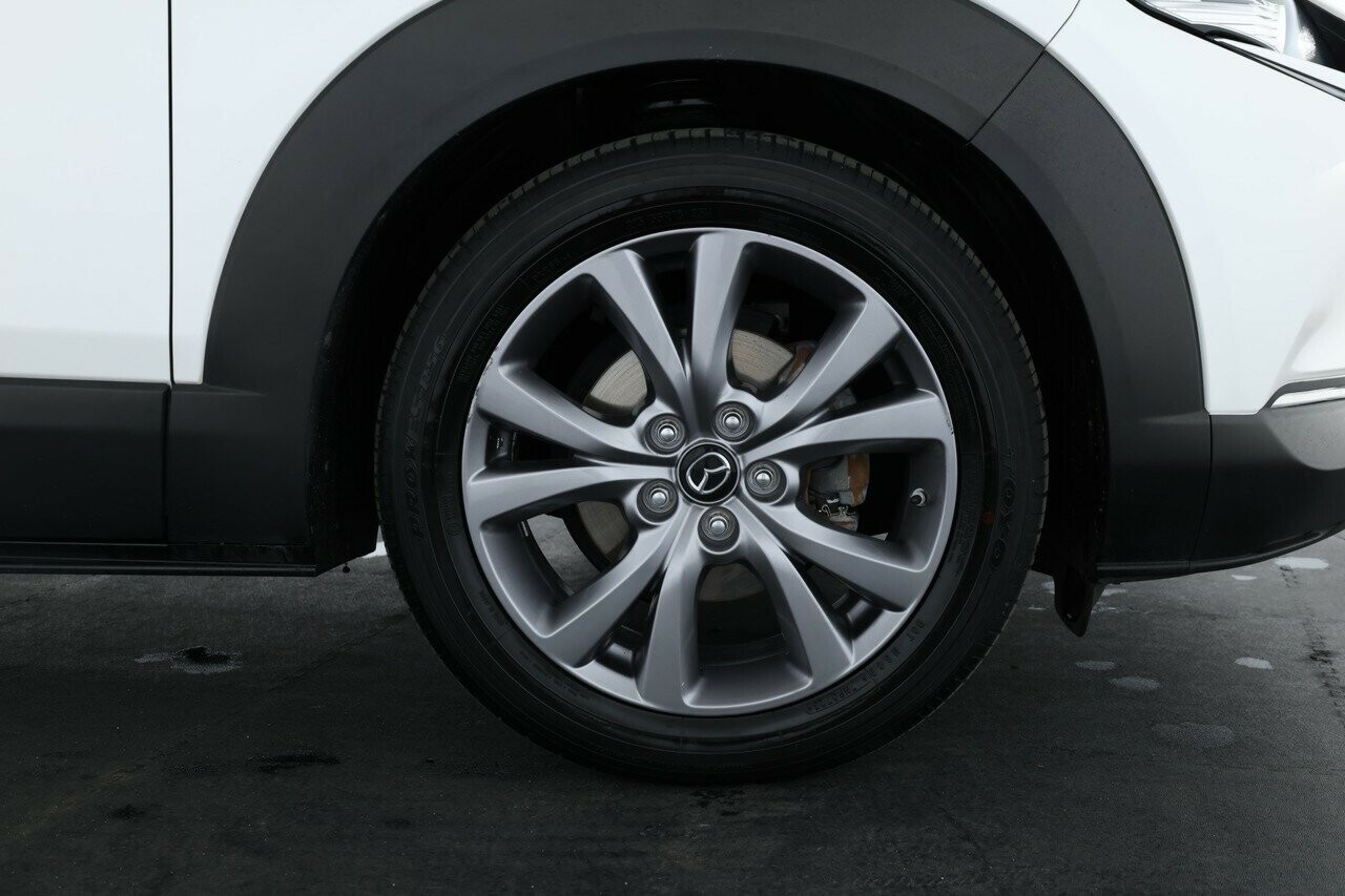 Mazda Cx-30 image 2