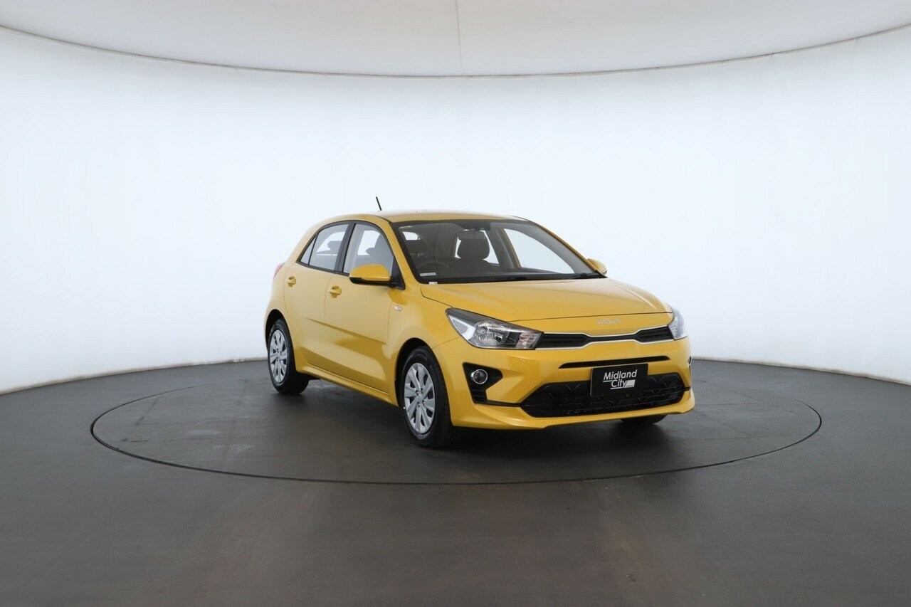 Kia Rio image 4