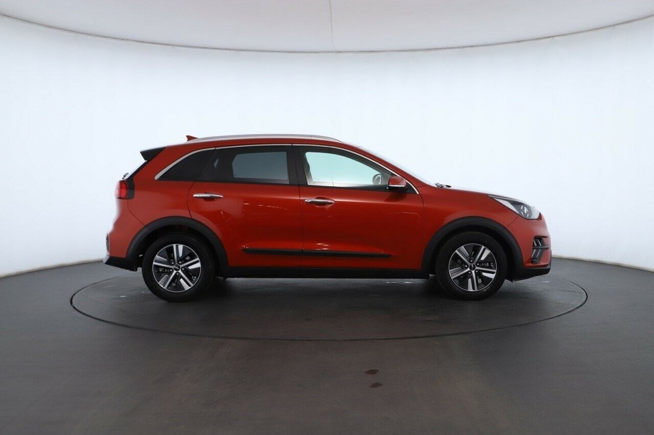 Kia Niro image 3