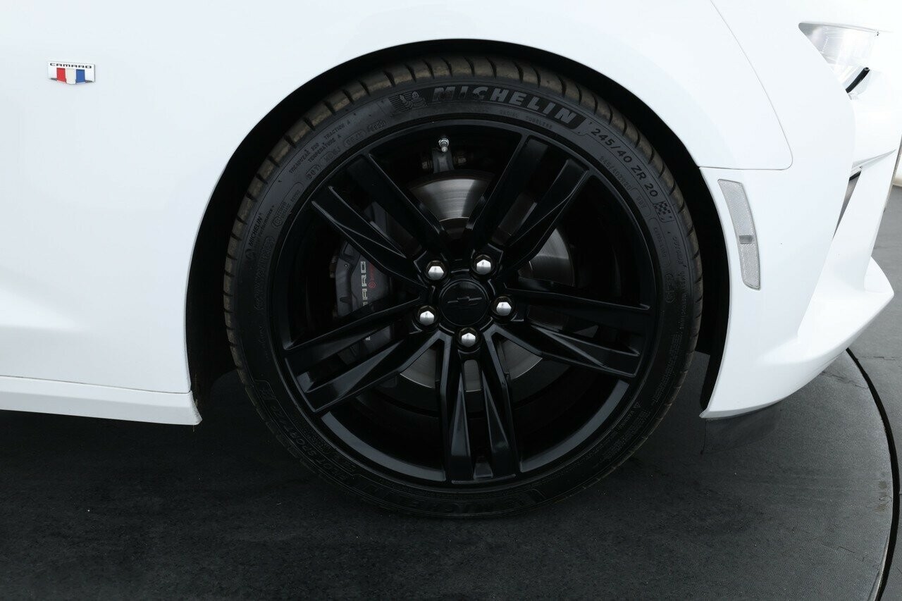 Chevrolet Camaro image 4