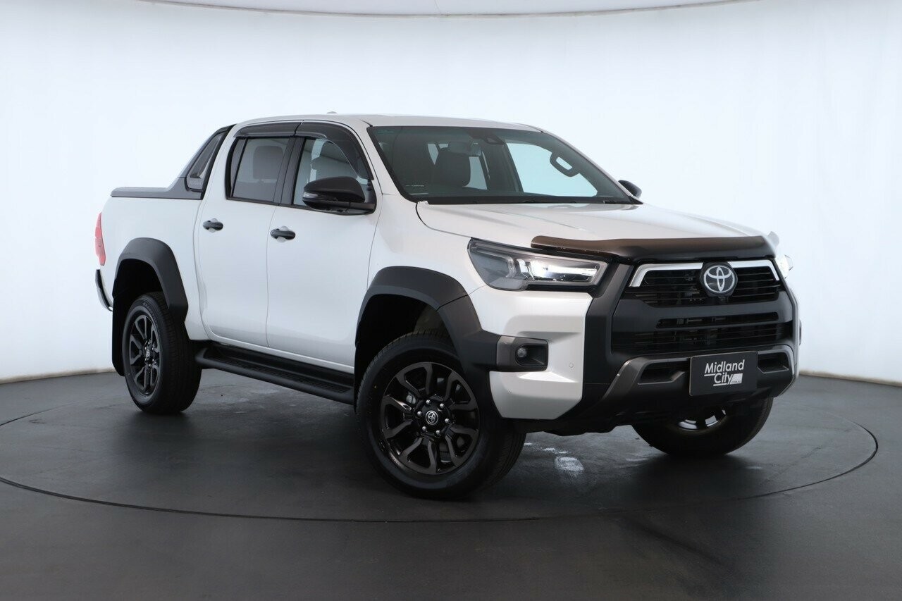 Toyota Hilux image 1