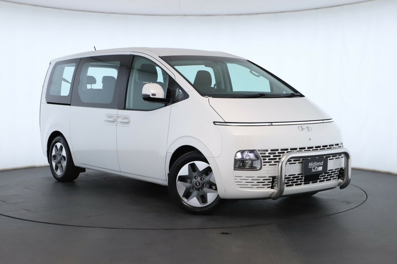 Hyundai Staria image 1