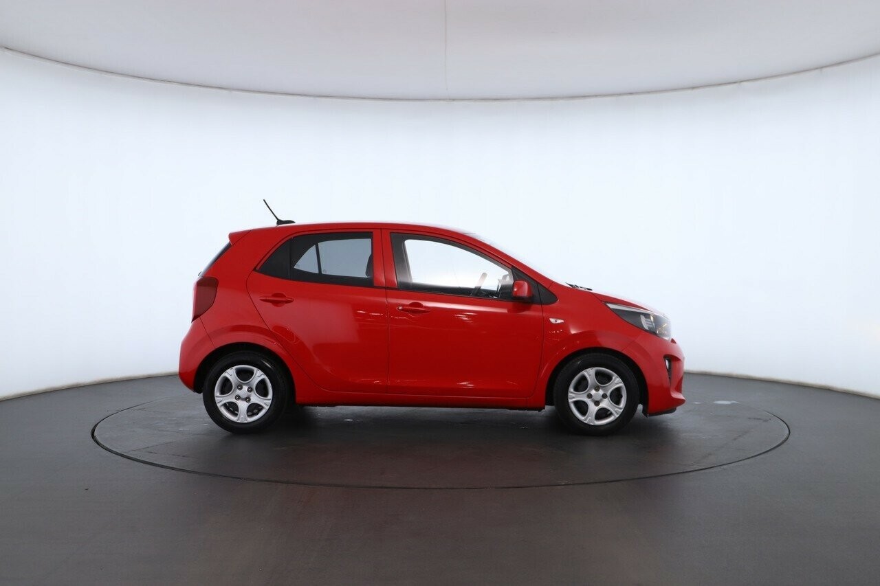 Kia Picanto image 3
