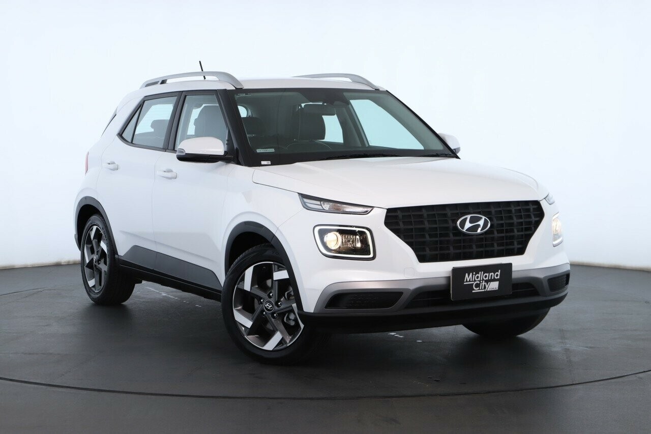 Hyundai Venue image 1