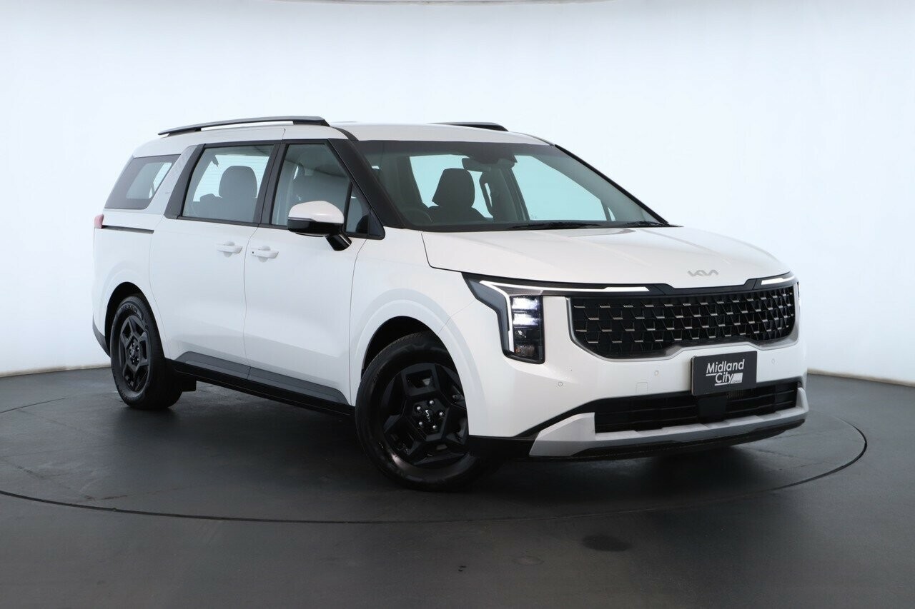 Kia Carnival image 1
