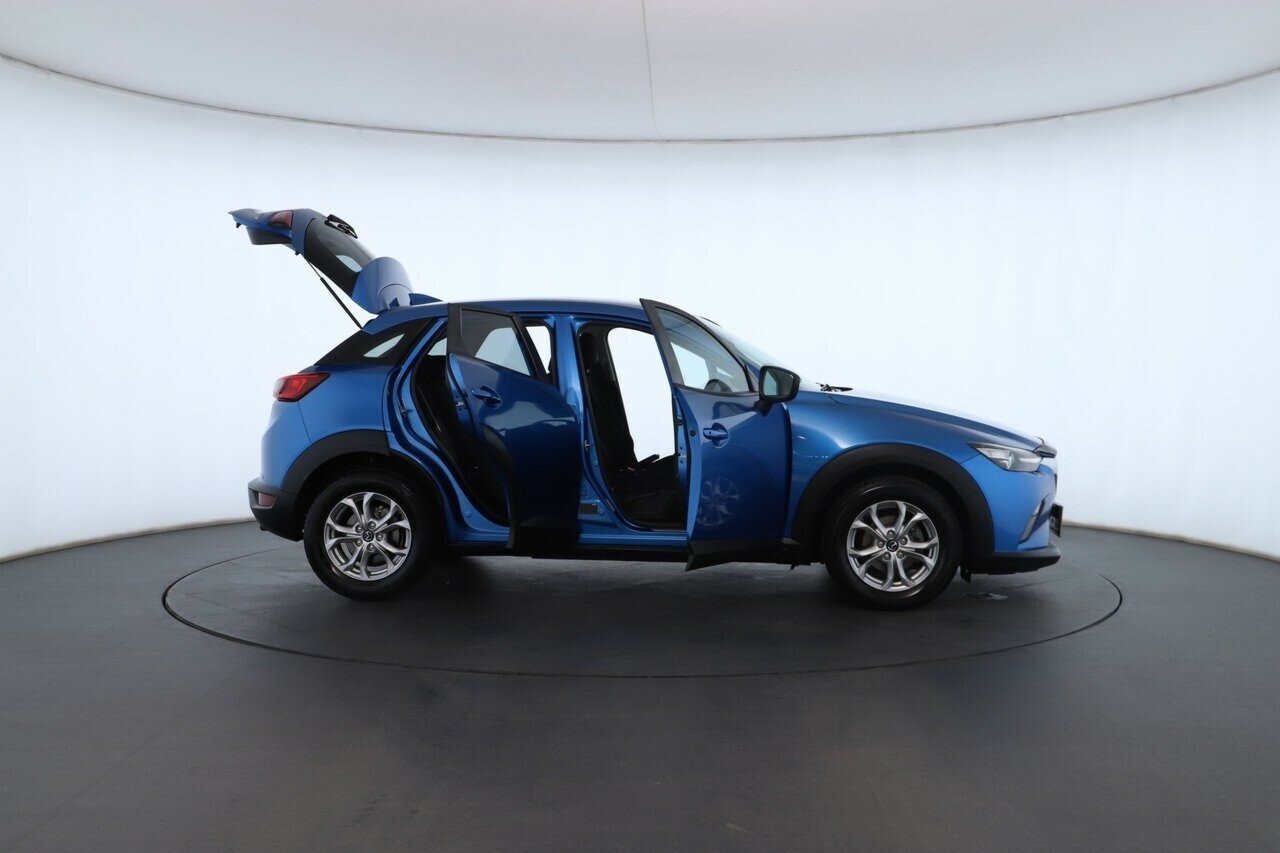 Mazda Cx-3 image 2