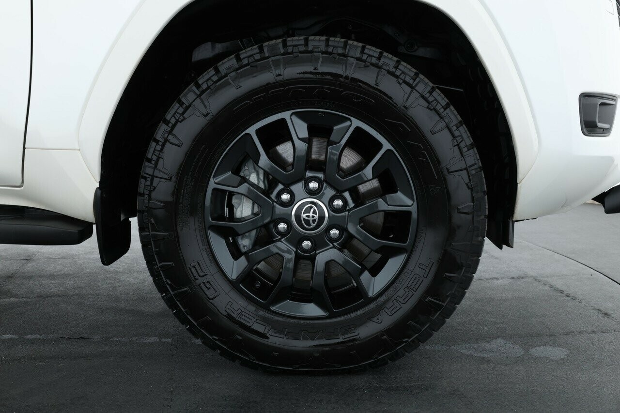 Toyota Landcruiser image 4