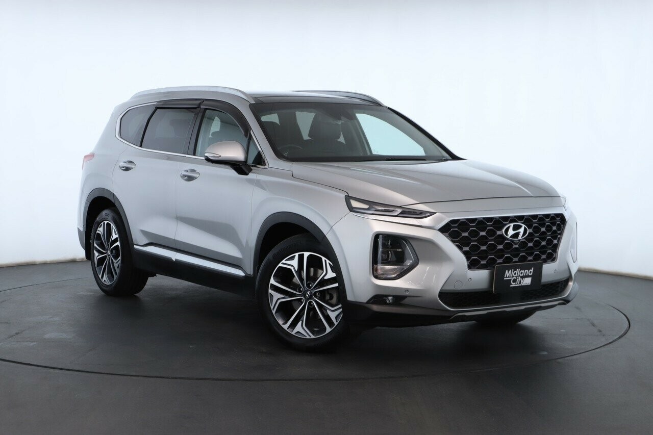 Hyundai Santa Fe image 1