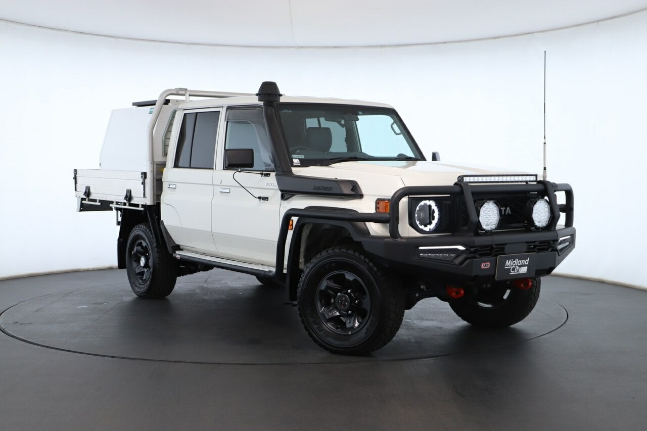Toyota Landcruiser image 2